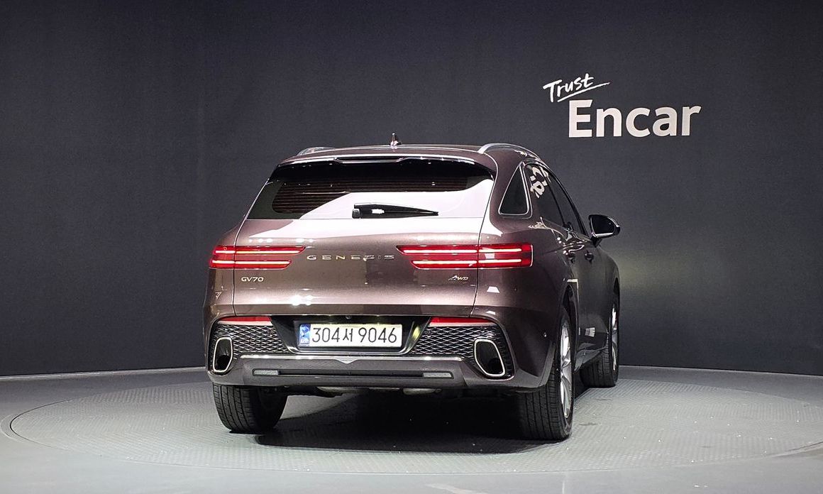 Genesis GV70 2023