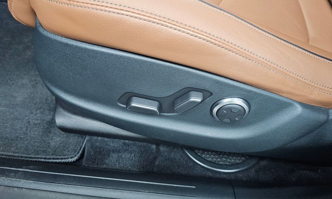Genesis GV70 2023