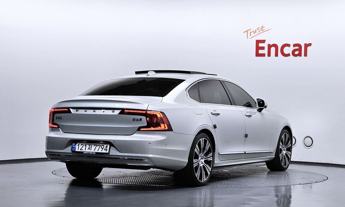 Volvo S90 2022