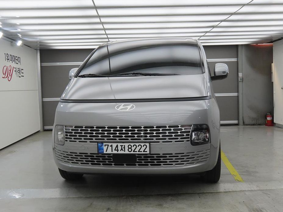 Hyundai Staria 2025