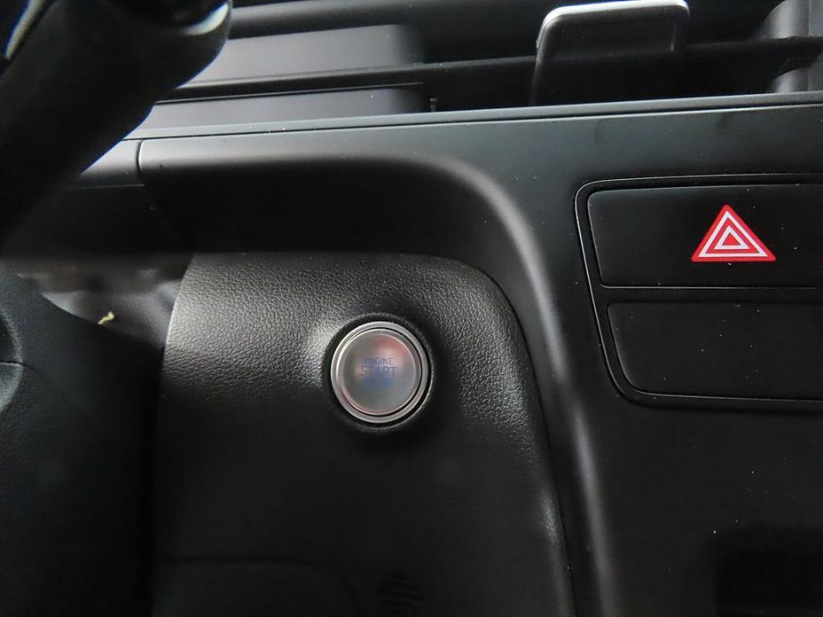 Hyundai Staria 2025