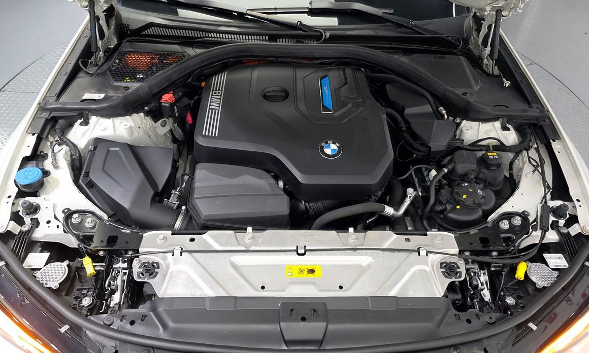 BMW 3-Series 2021