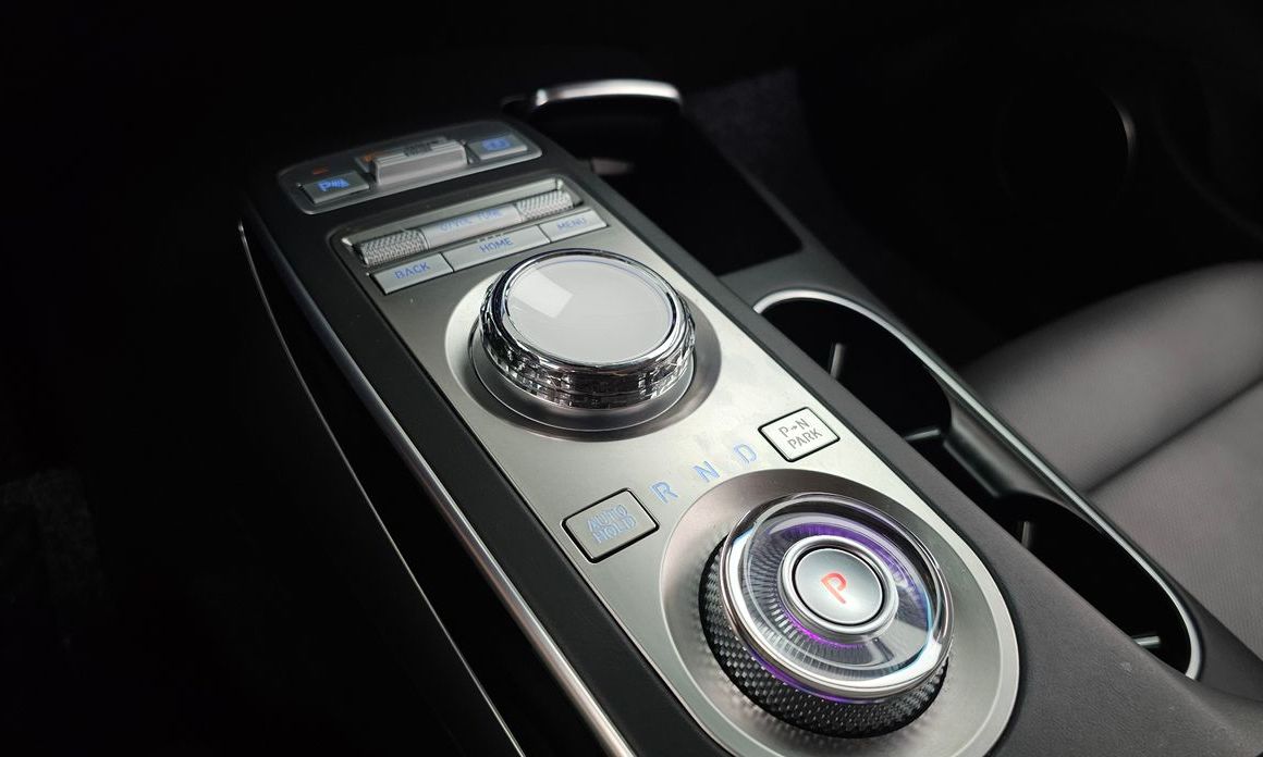 Genesis GV70 2023