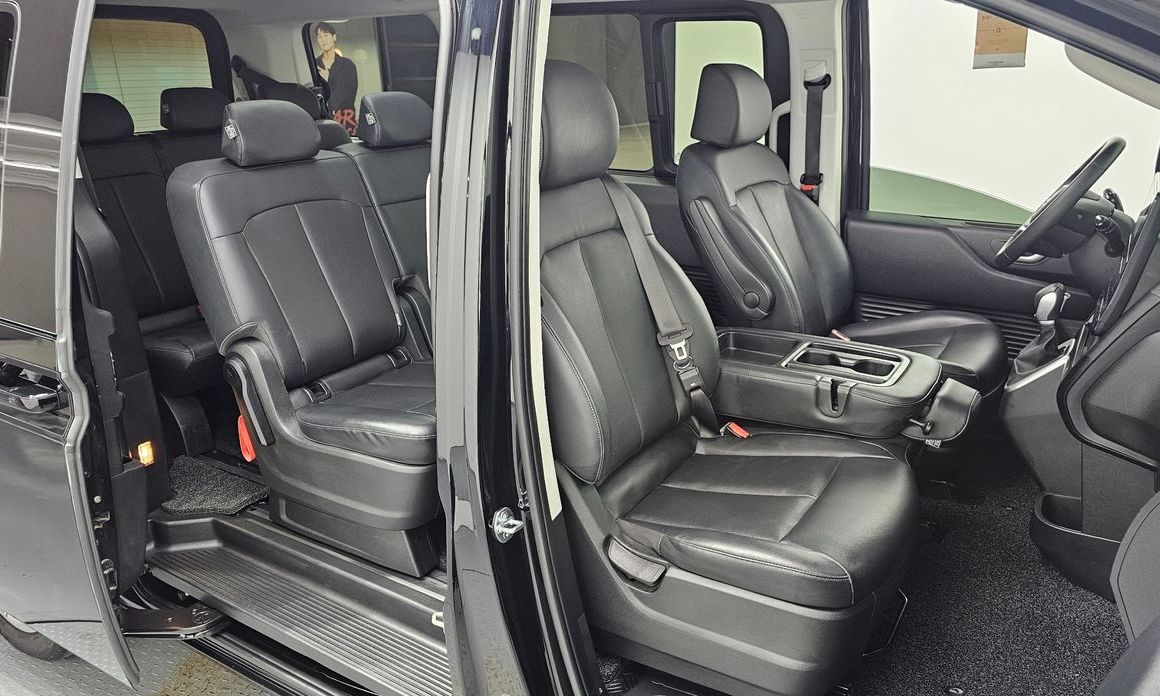 Hyundai Staria 2025