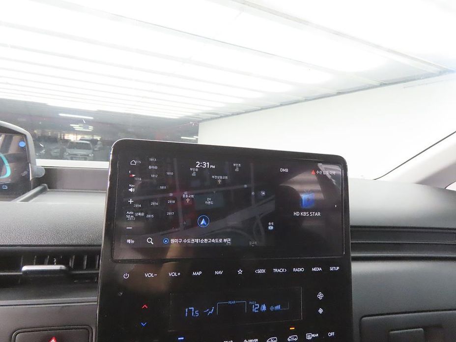 Hyundai Staria 2025