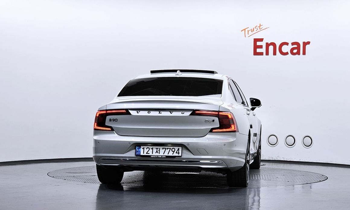 Volvo S90 2022