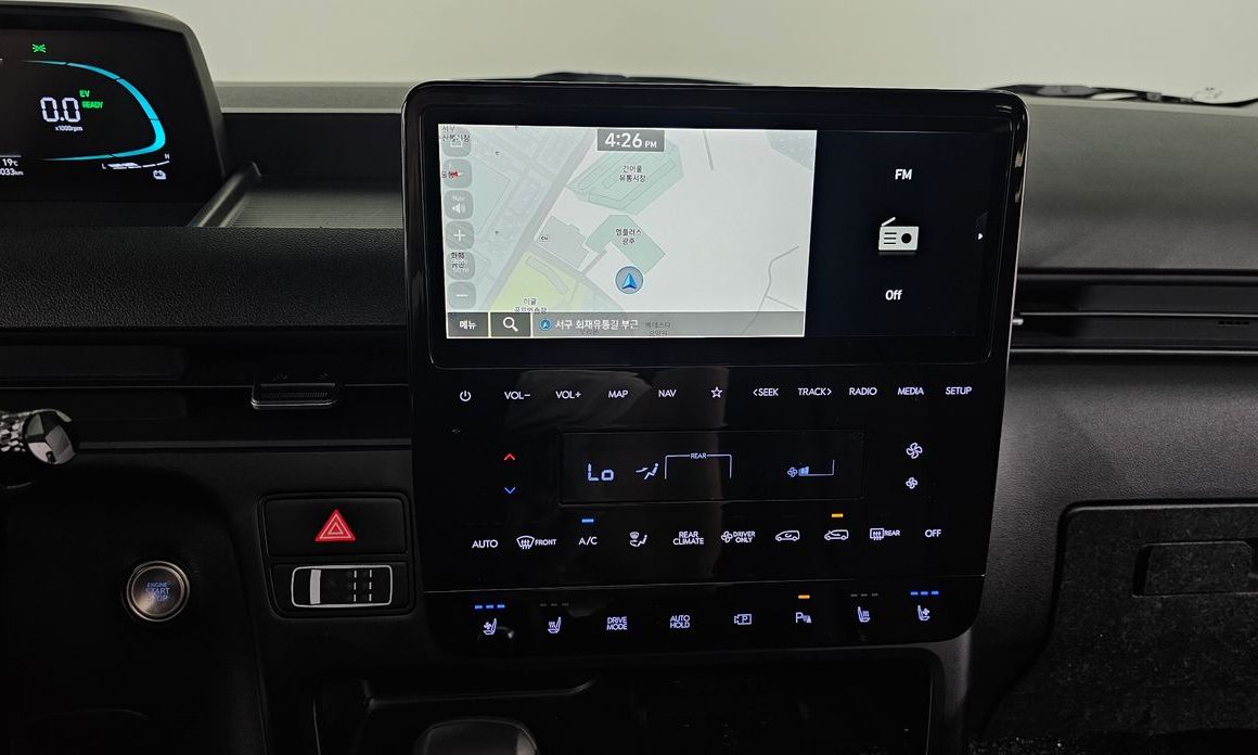 Hyundai Staria 2025