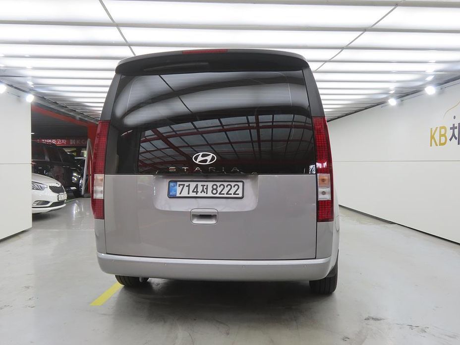 Hyundai Staria 2025