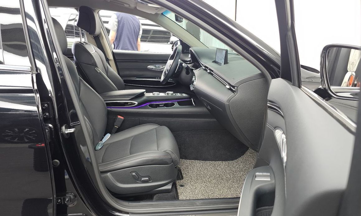Genesis GV70 2023