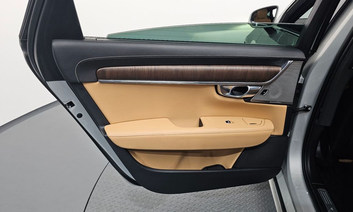 Volvo S90 2022