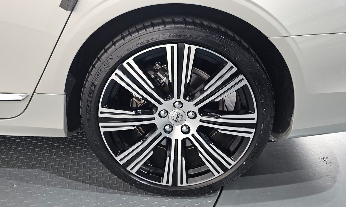 Volvo S90 2022
