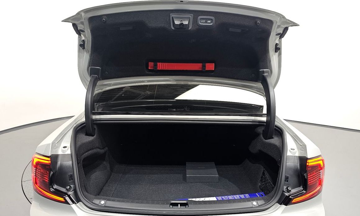 Volvo S90 2022