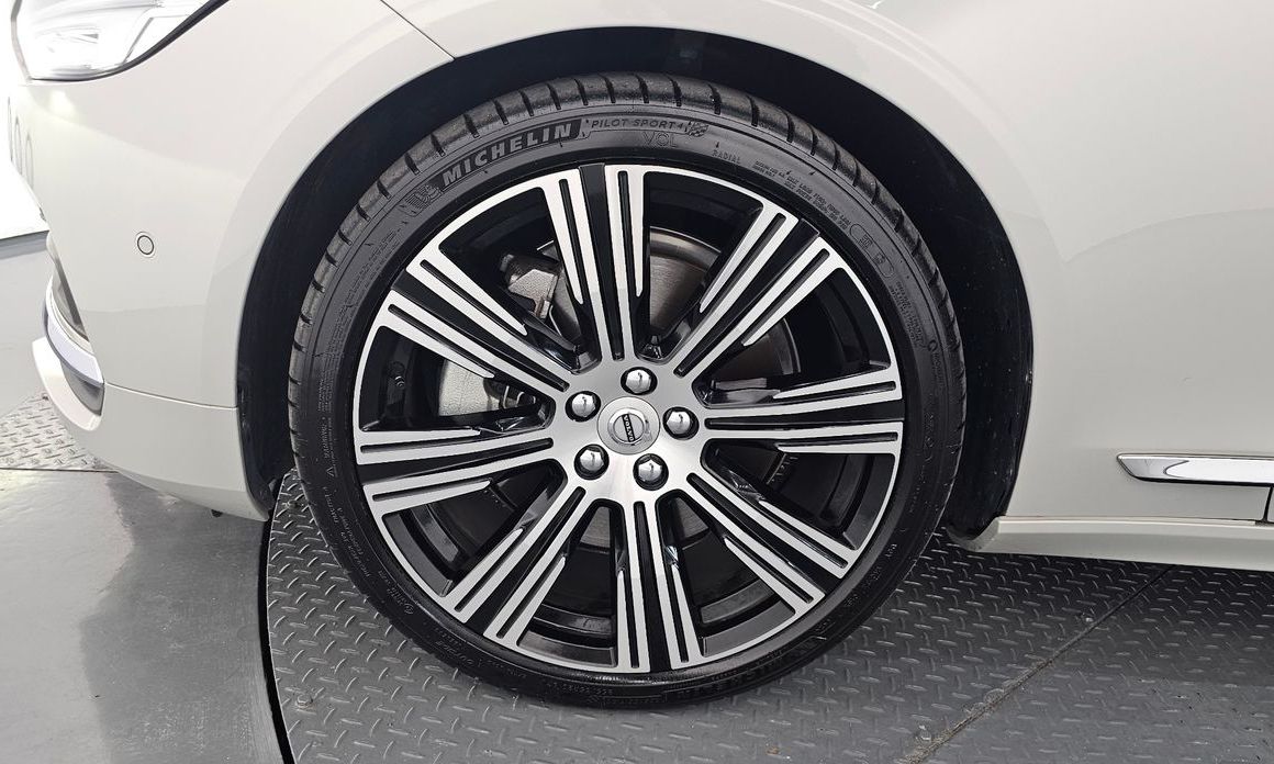 Volvo S90 2022