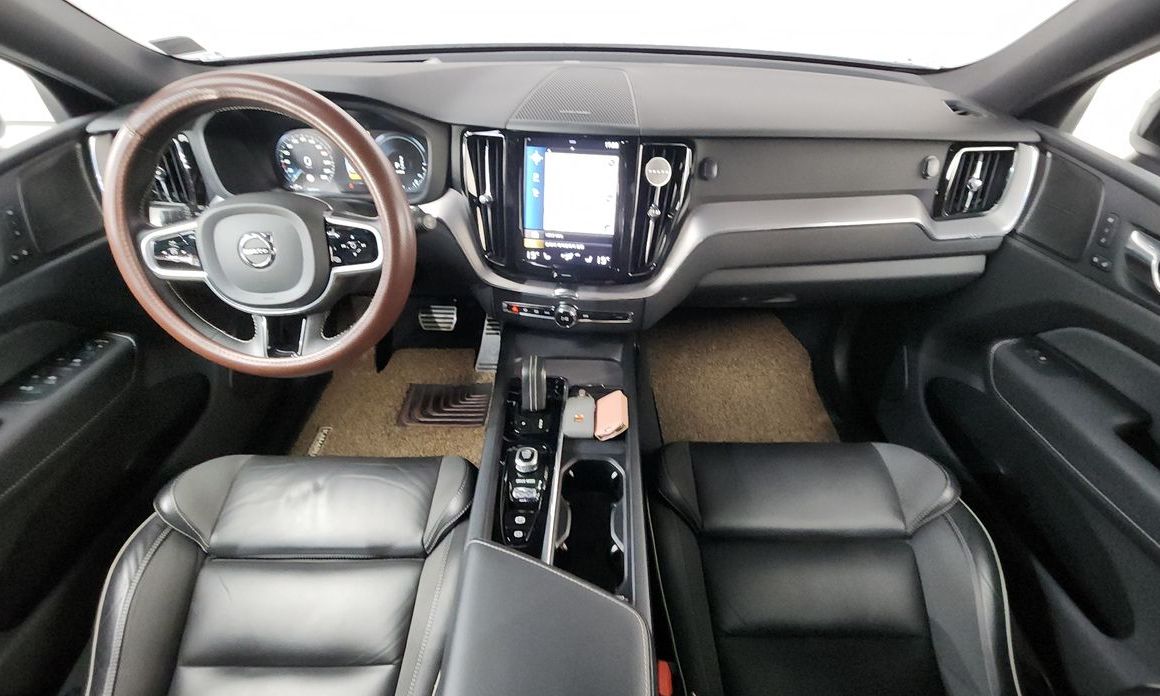 Volvo XC60 2021