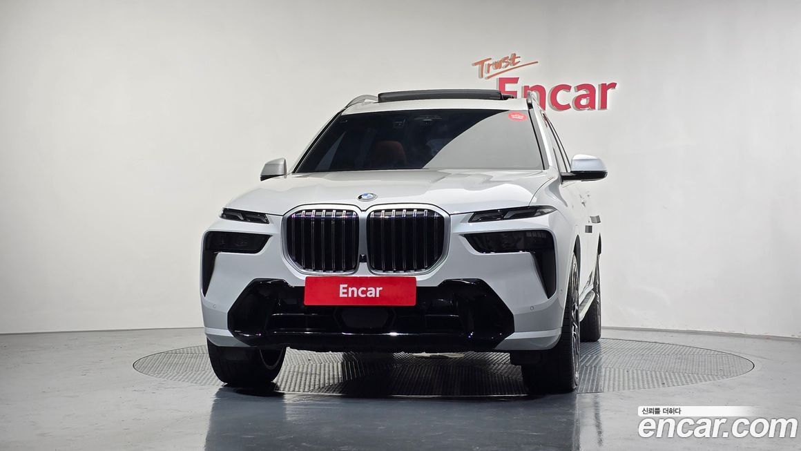 BMW X7 2024