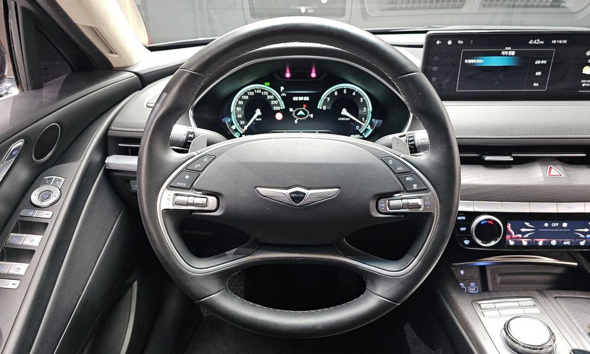 Genesis G80 2024