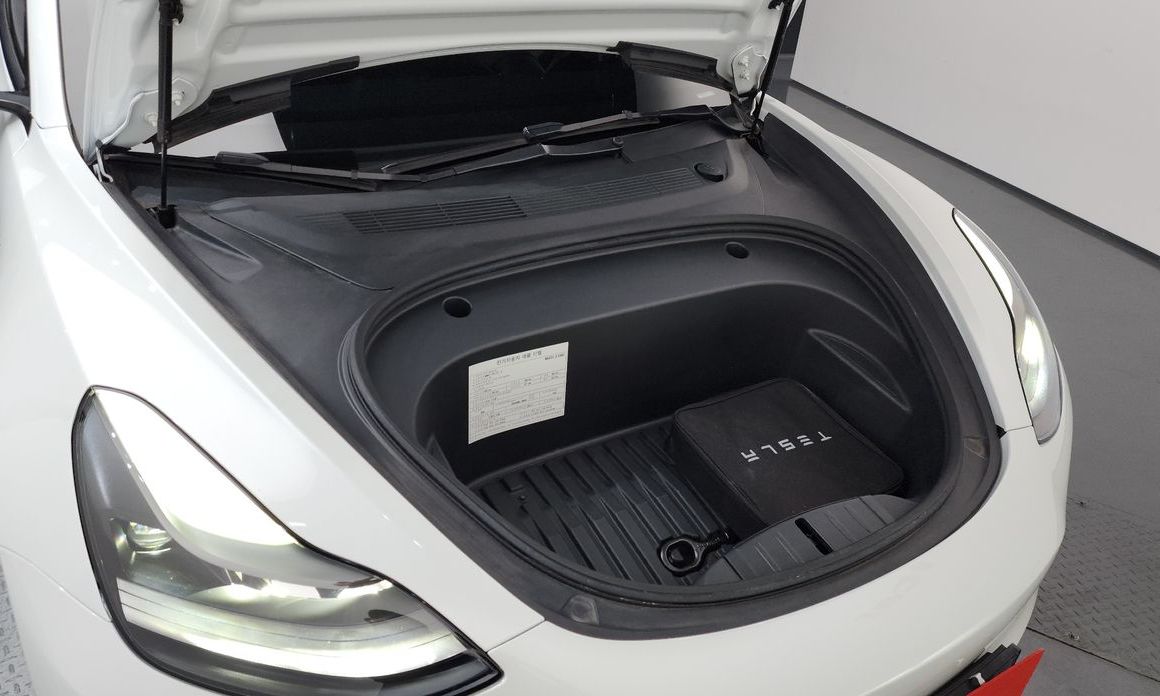 Tesla Model 3 2022