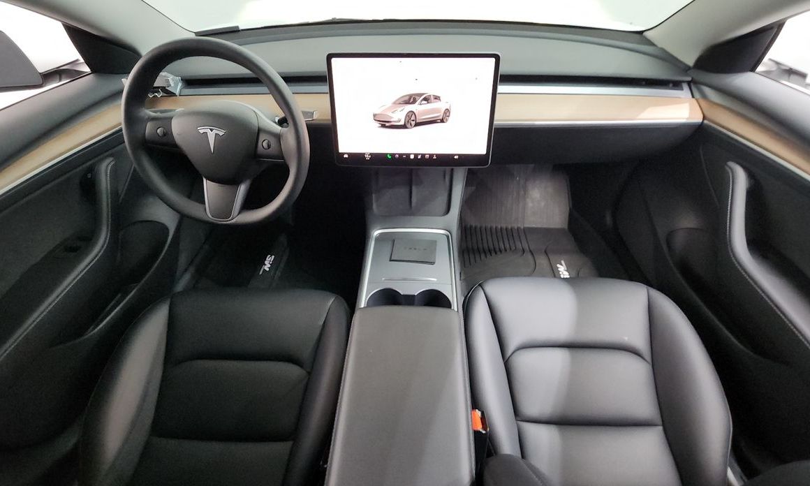 Tesla Model 3 2022