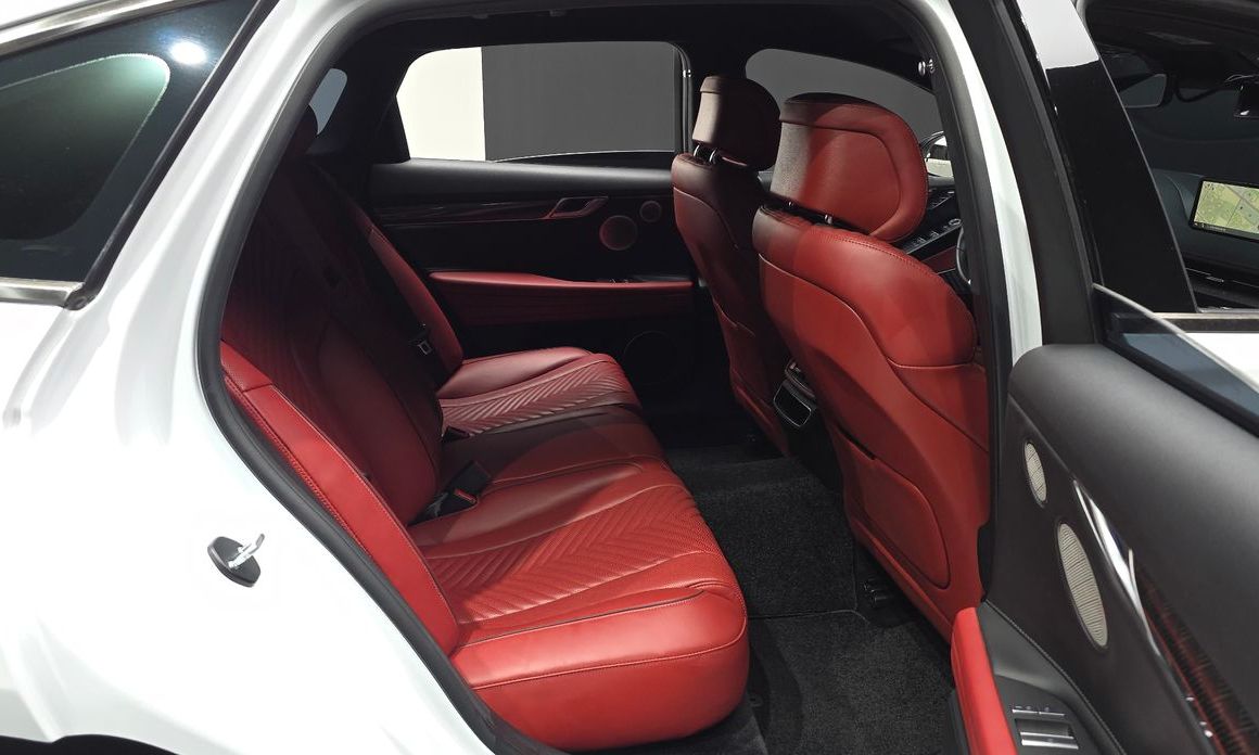 Genesis G80 2023