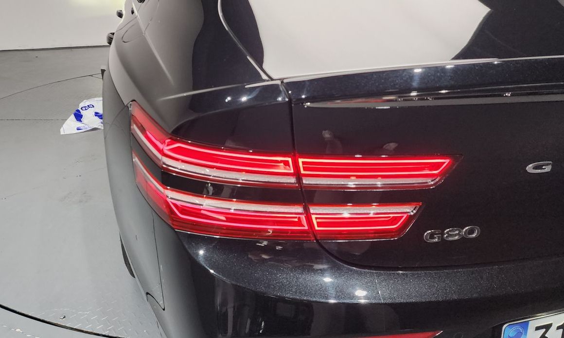 Genesis G80 2023
