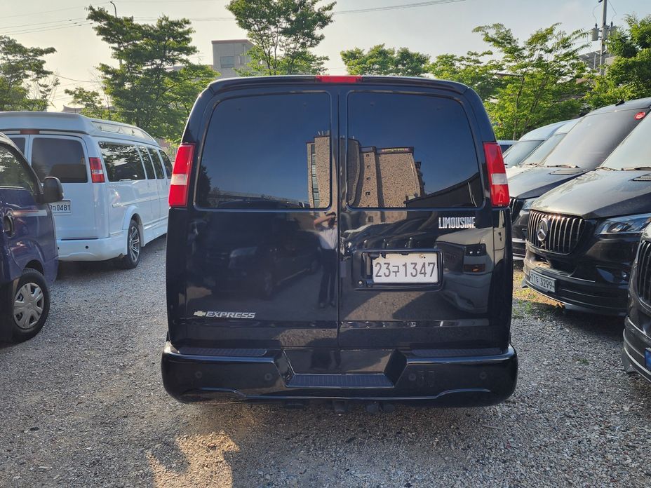 Chevrolet Express Van 2019