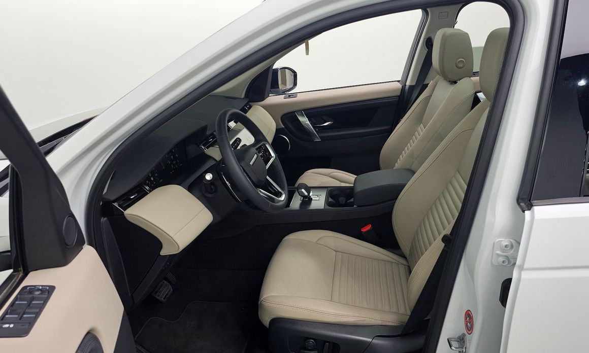 Land Rover Discovery Sport 2025