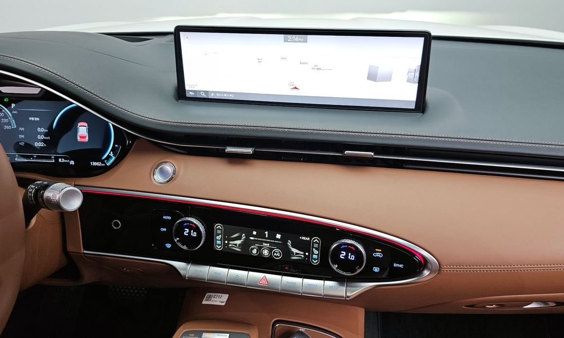 Genesis GV70 2024