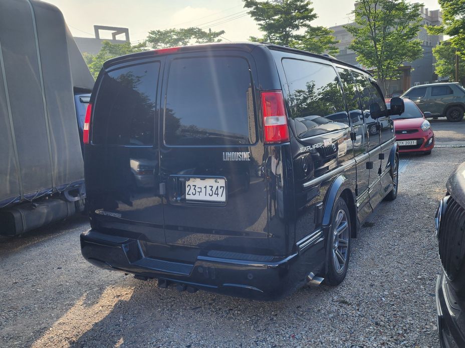 Chevrolet Express Van 2019