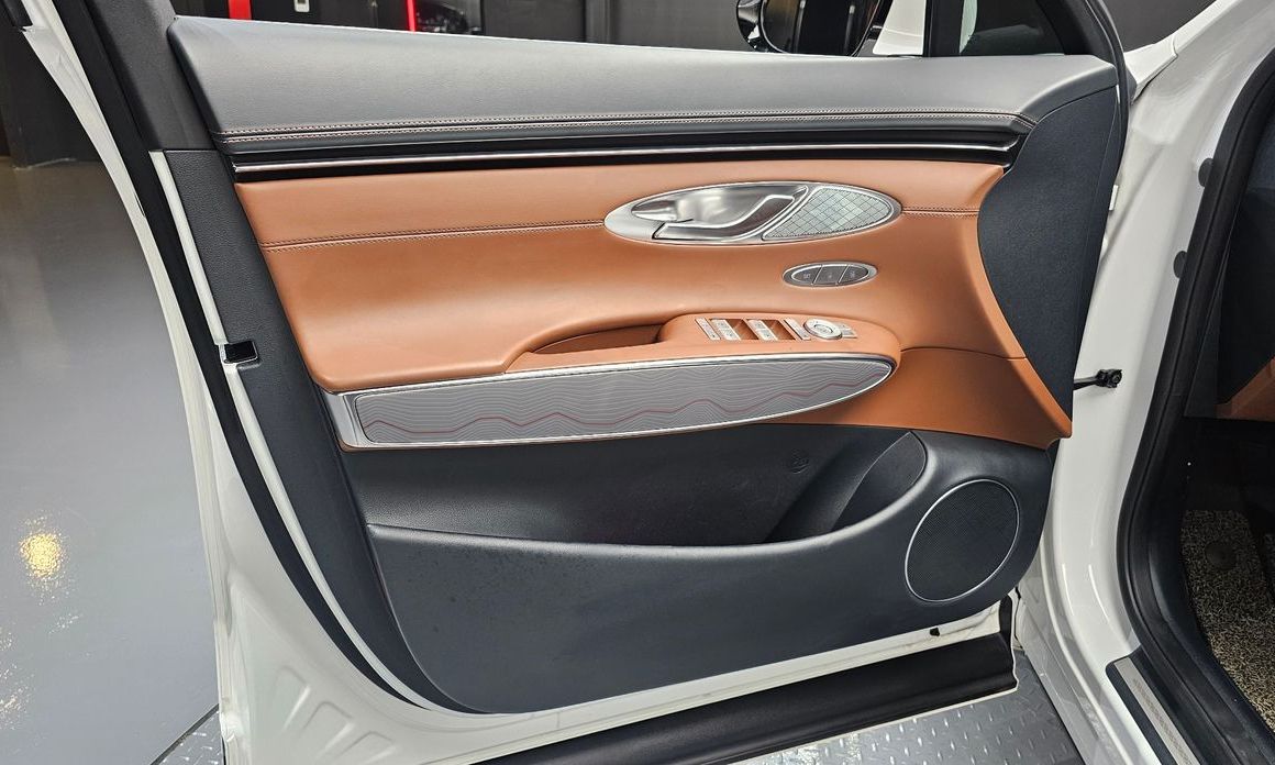 Genesis GV70 2024
