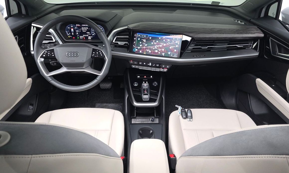 Audi Q4 e-tron 2025