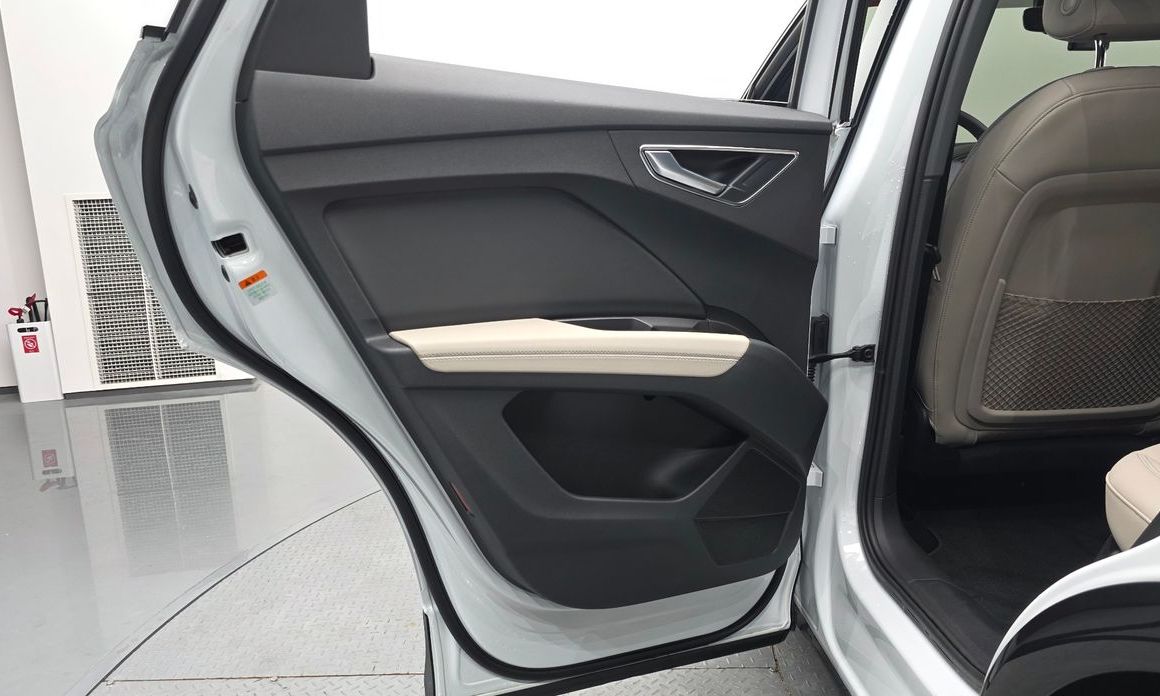 Audi Q4 e-tron 2025