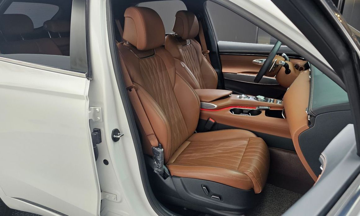 Genesis GV70 2024