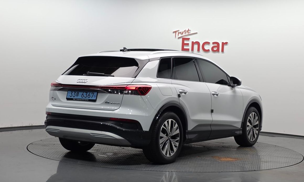 Audi Q4 e-tron 2025