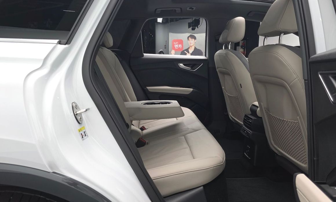 Audi Q4 e-tron 2025