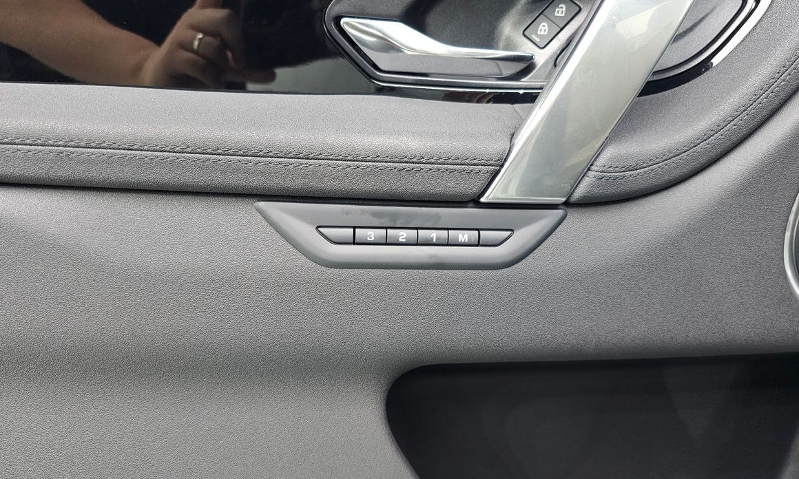 Land Rover Discovery Sport 2025