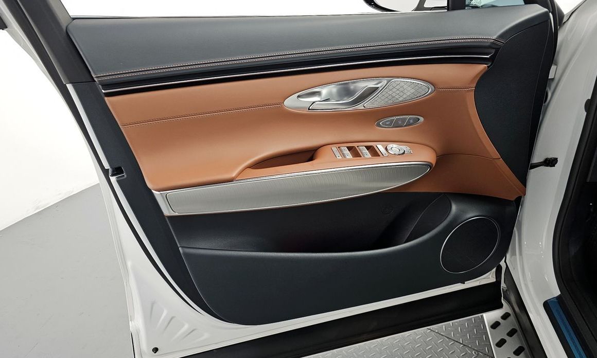 Genesis GV70 2024