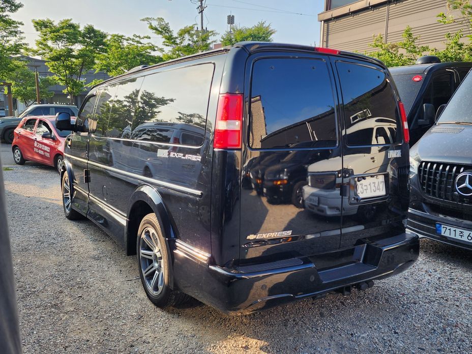 Chevrolet Express Van 2019