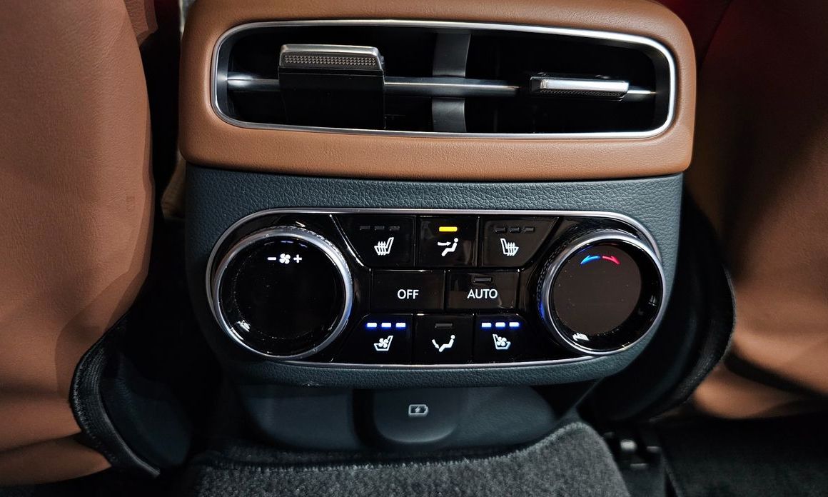 Genesis GV70 2024