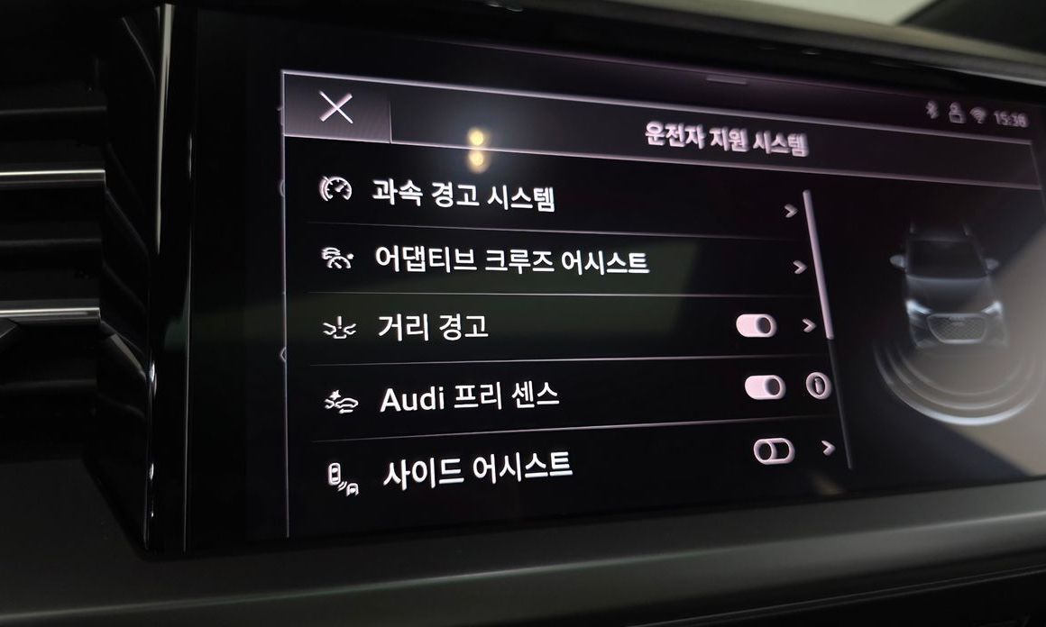 Audi Q4 e-tron 2025