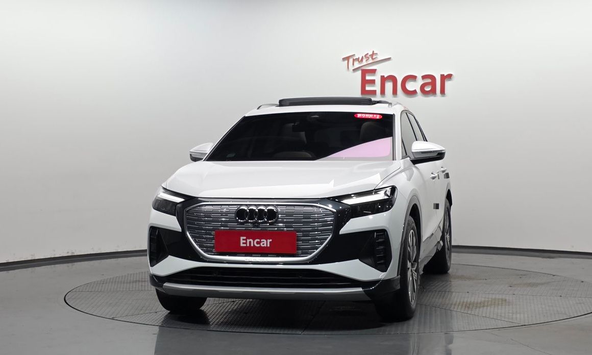 Audi Q4 e-tron 2025