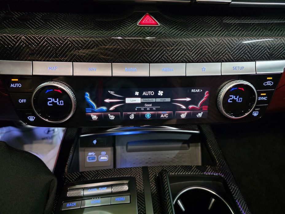 Genesis G80 2024