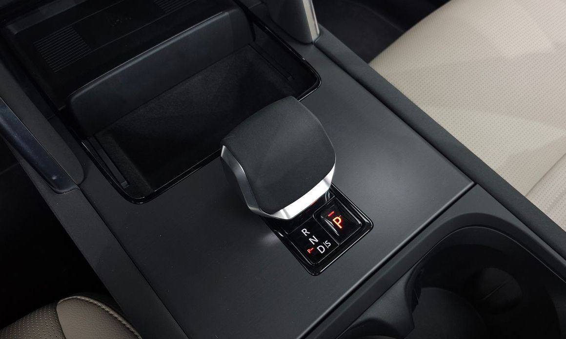 Land Rover Discovery Sport 2025