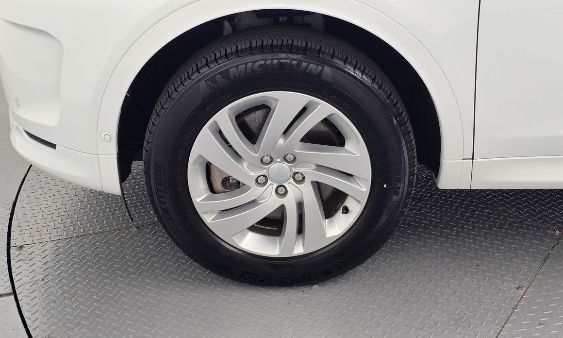 Land Rover Discovery Sport 2025
