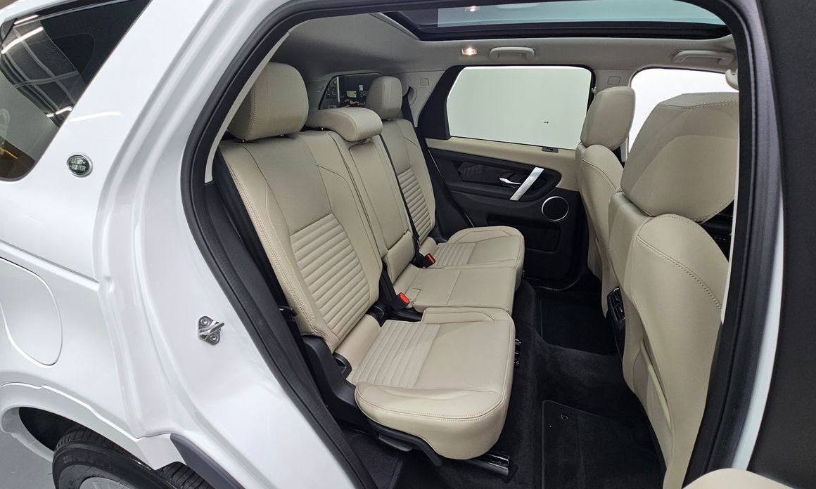 Land Rover Discovery Sport 2025