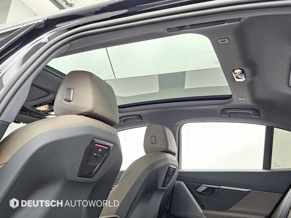 BMW 5-Series 2025
