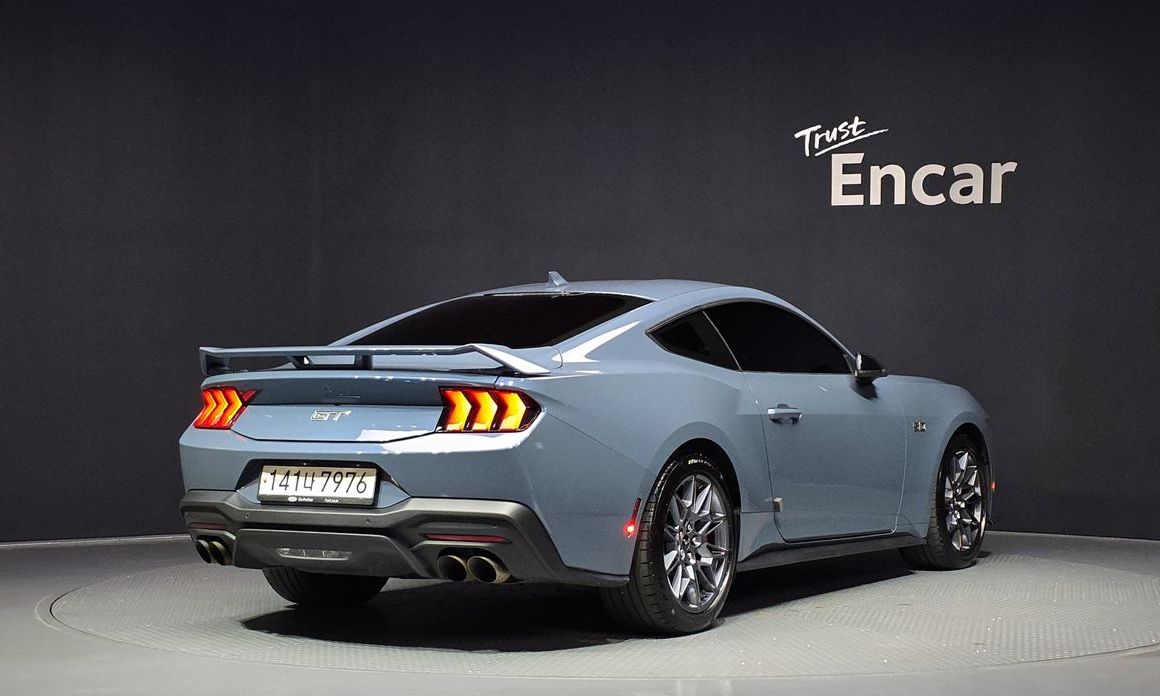 Ford Mustang 2024