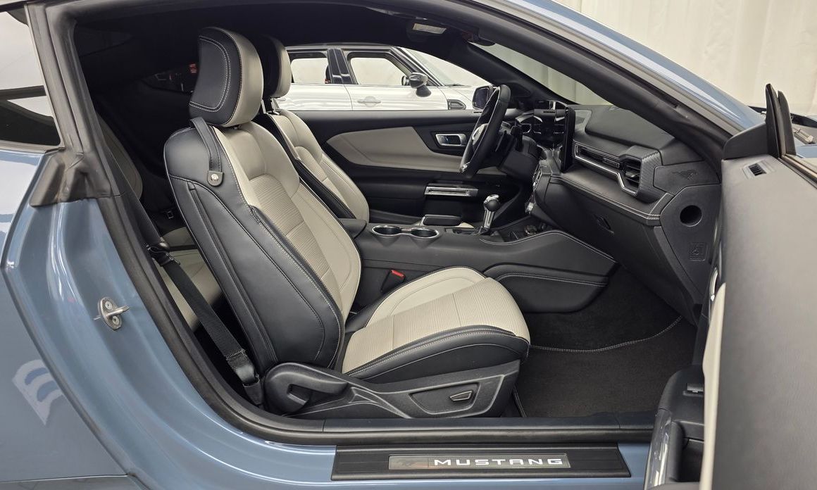 Ford Mustang 2024