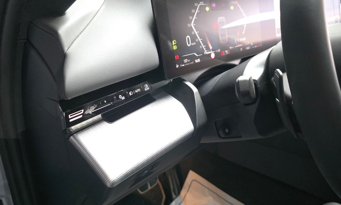BMW 5-Series 2024