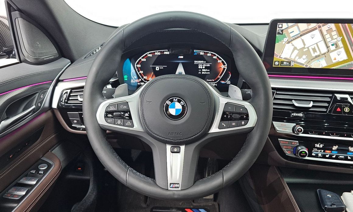 BMW Gran Turismo 2024