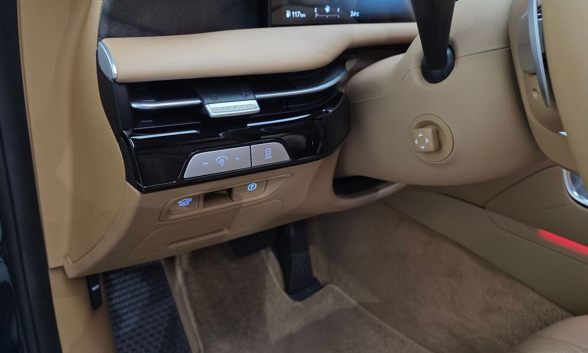 Genesis G80 2025